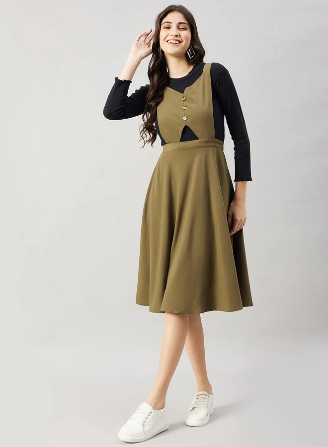 WineRed Women Green Pinafore Flared Knee-Length Dress